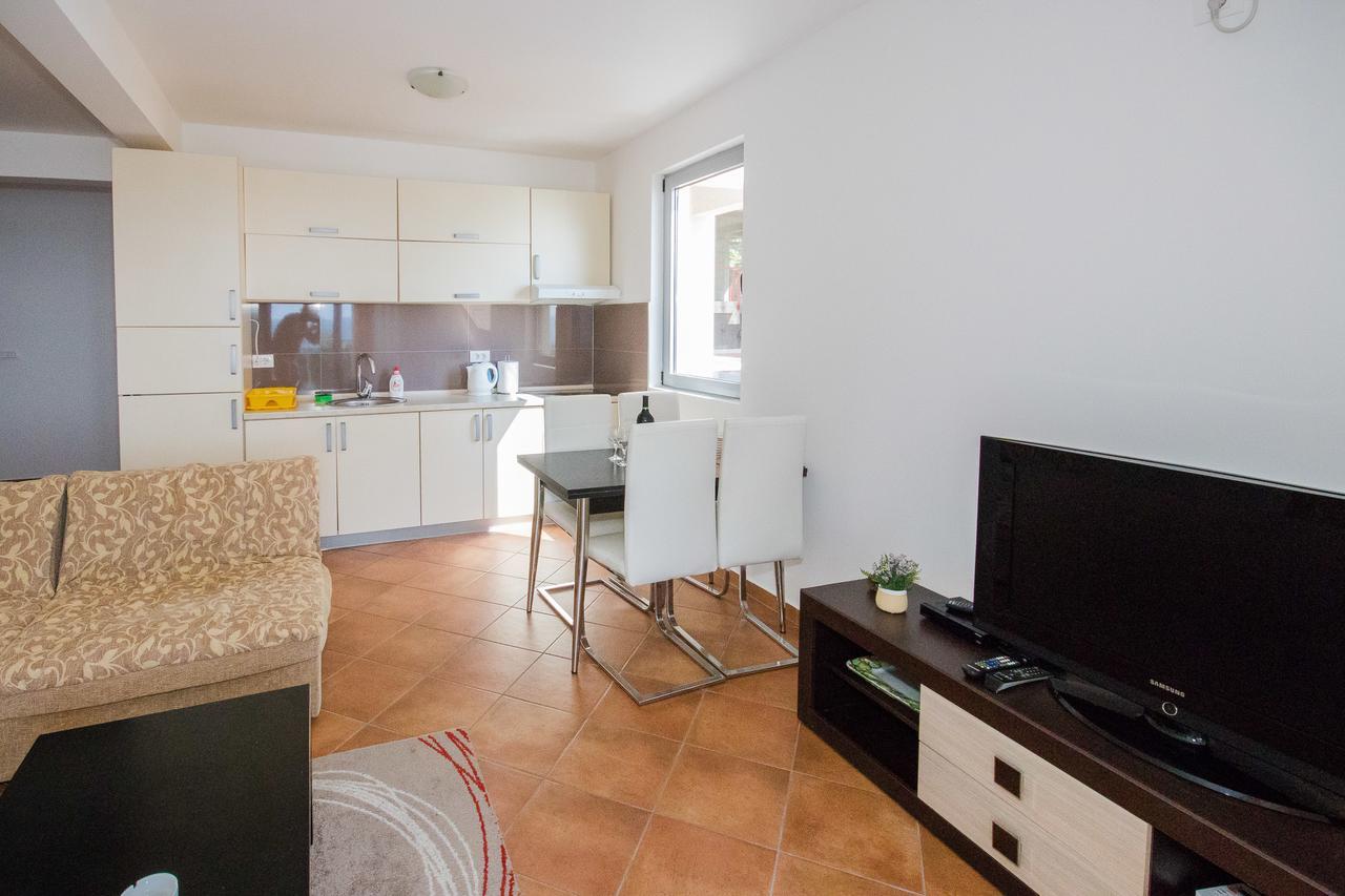 Apartments Palma Dobra Voda Exterior photo