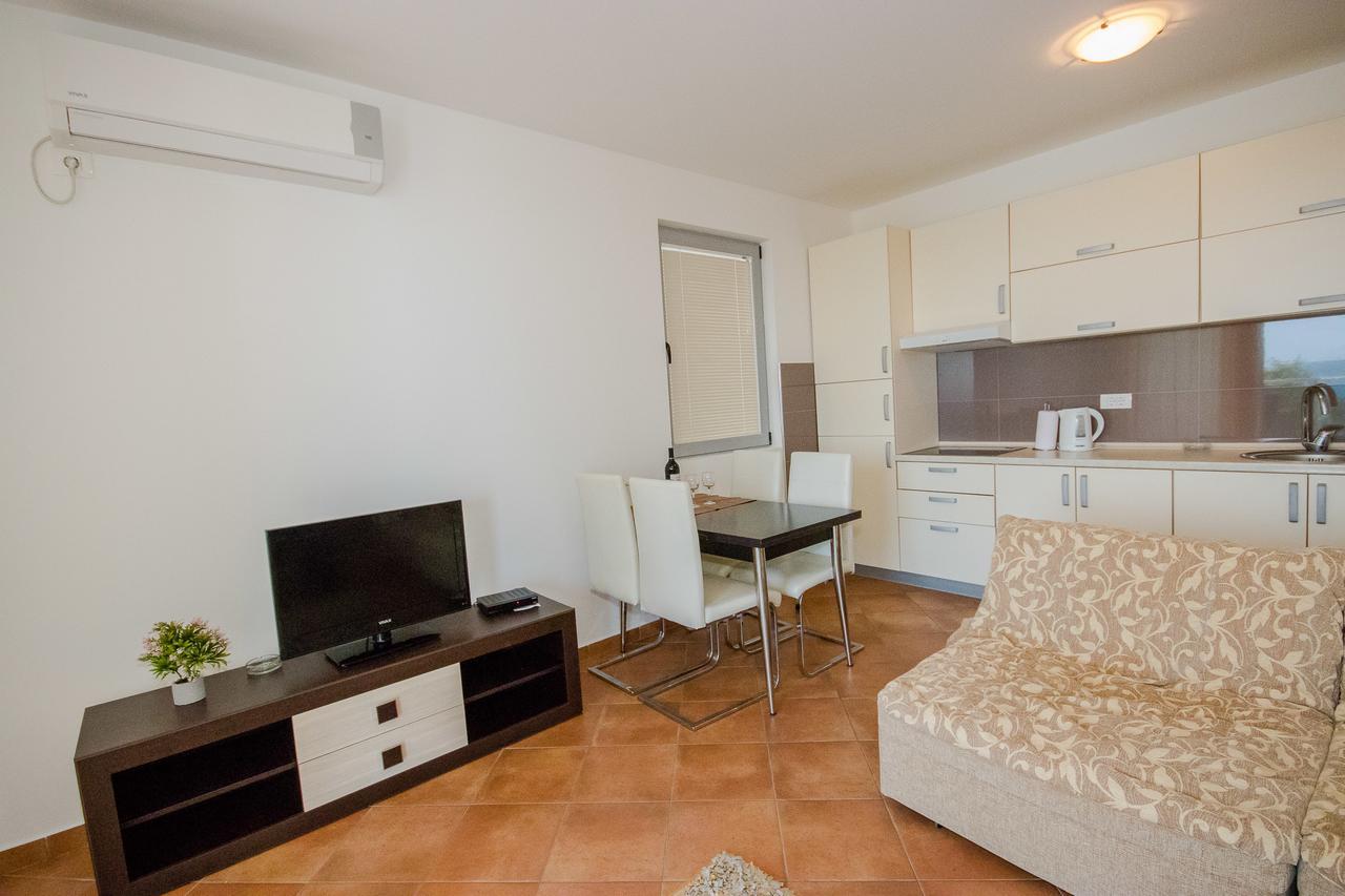 Apartments Palma Dobra Voda Exterior photo